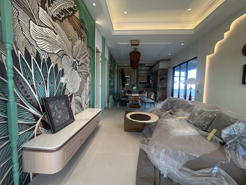 Rumah Berkembar untuk Dijual di Simpang Pulai (Perak) - Connie Lai - Living Room - PropertyGuru.com.my