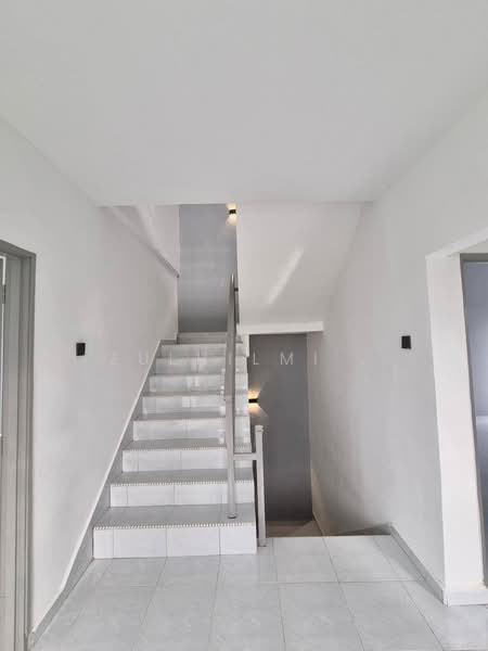 Rumah Teres 2.5 Tingkat untuk Dijual di Johor Bahru (Johor) - ZULHILMI . - PropertyGuru.com.my