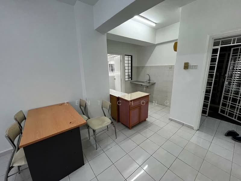Condominium for Sale at Desa Impiana - Kent Chong - Kitchen - PropertyGuru.com.my