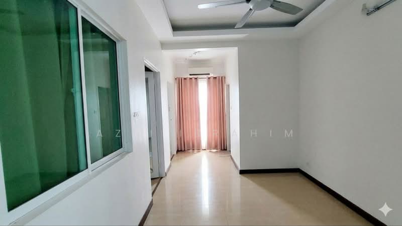2-storey Terraced House for Sale in Taman Puchong Prima (Puchong) - Azli Ibrahim - Corridor - PropertyGuru.com.my