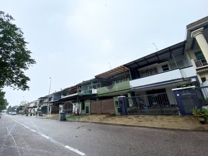 Rumah Teres 2 Tingkat untuk Dijual di Taman Mutiara Rini (Skudai) - Janice . - PropertyGuru.com.my