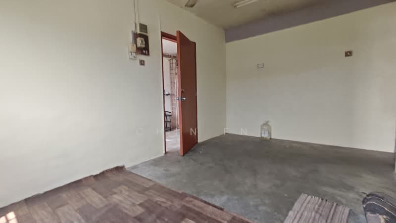 Flat for Sale at Rumah Pangsa Batu Berendam - CHIN FN - Interior - PropertyGuru.com.my
