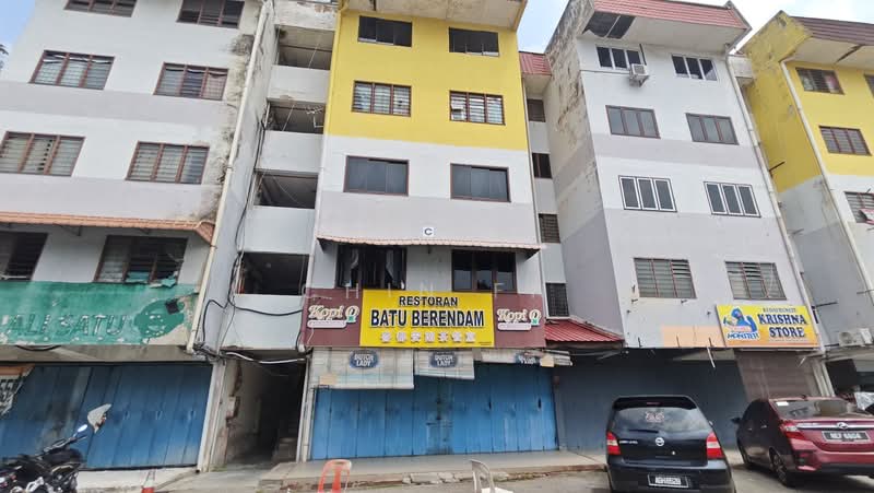 Flat for Sale at Rumah Pangsa Batu Berendam - CHIN FN - Exterior - PropertyGuru.com.my