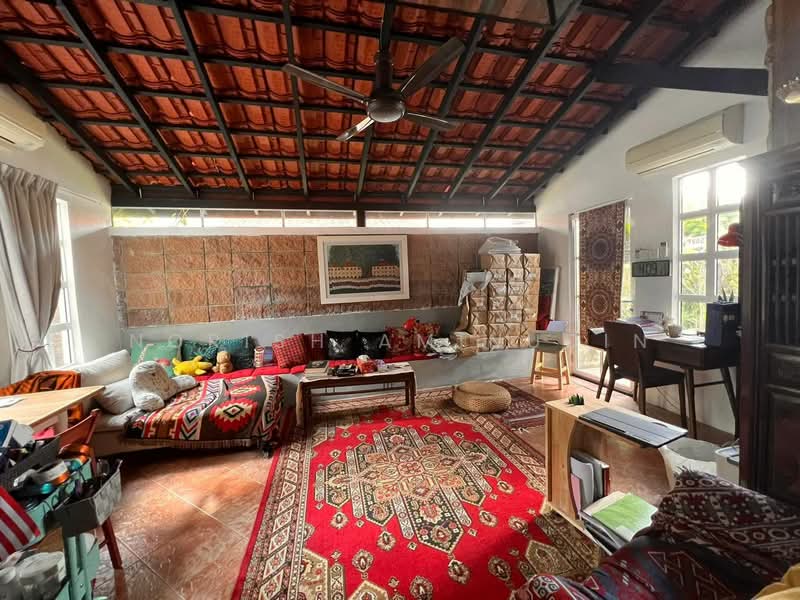 2.5-storey Terraced House for Sale in Bukit Jelutong (Shah Alam) - Norish Aminudin - Living Room - PropertyGuru.com.my