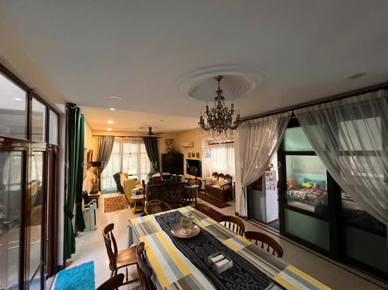 2.5-storey Terraced House for Sale in Bukit Jelutong (Shah Alam) - Norish Aminudin - Living Room - PropertyGuru.com.my