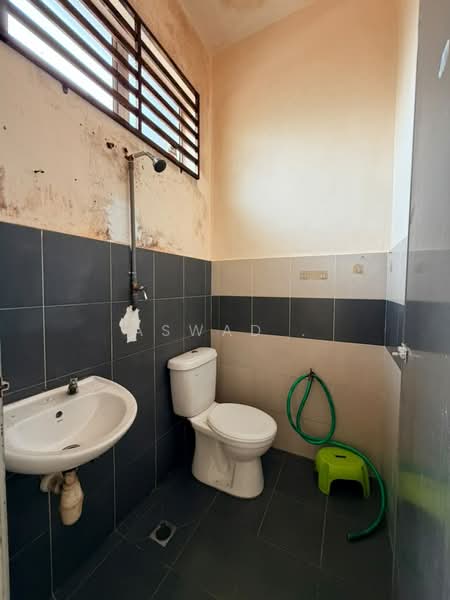 Semi-Detached House for Sale in Taman Penaga Permai (Penaga) - Aswad . - Bathroom - PropertyGuru.com.my