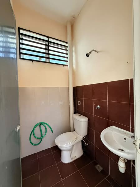Semi-Detached House for Sale in Taman Penaga Permai (Penaga) - Aswad . - Bathroom - PropertyGuru.com.my