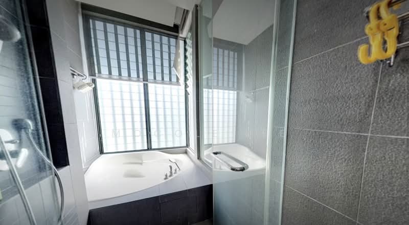 Kondominium untuk Dijual di The Light Collection III - Mocole Lee - Bathroom - PropertyGuru.com.my