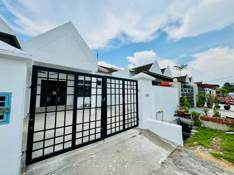 Rumah Teres 1 Tingkat untuk Dijual di Masai (Johor) - Benjamin Chan - Exterior - PropertyGuru.com.my