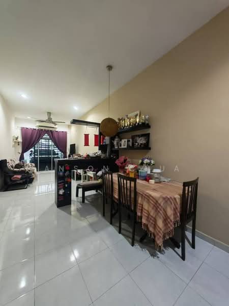 Rumah Teres 1 Tingkat untuk Dijual di Bandar Putra Jaya (Tebrau) - Anson Chua - Living Room - PropertyGuru.com.my