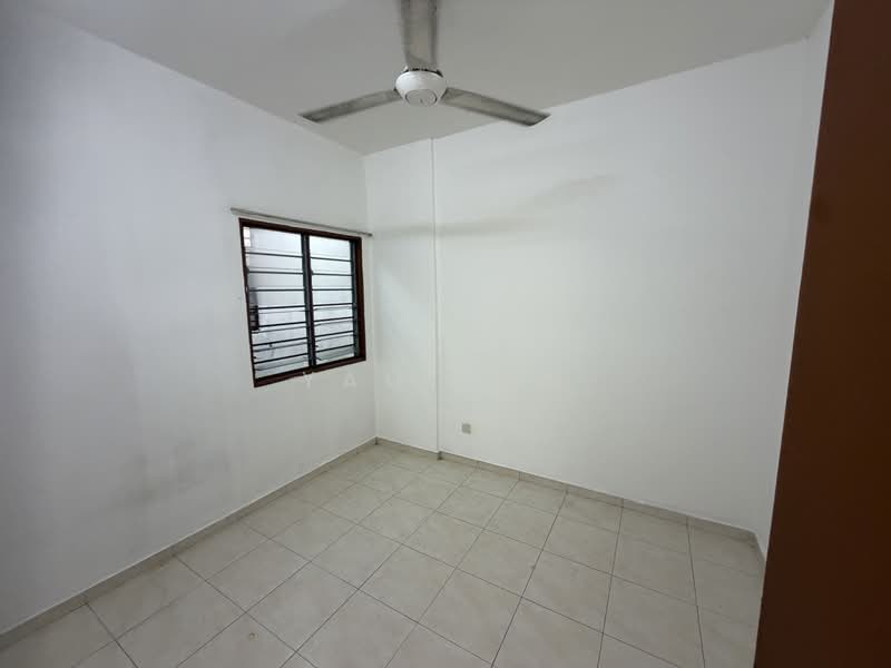 Pangsapuri untuk Disewa di Berlian Subang - Yao Tan - Interior - PropertyGuru.com.my
