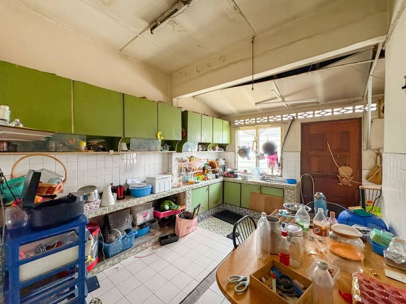 1-storey Terraced House for Sale in Segambut (Kuala Lumpur) - Ahmad Zikrul - Kitchen - PropertyGuru.com.my