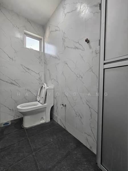 Rumah Teres 1 Tingkat untuk Dijual di Taman Puteri Wangsa (Ulu Tiram) - Han Yong Ang - Bathroom - PropertyGuru.com.my