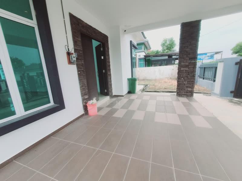 Bungalow for Sale in Taman Belimbing Setia (Durian Tunggal) - CHIN FN - Exterior - PropertyGuru.com.my