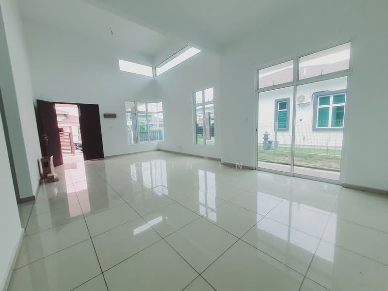 Bungalow for Sale in Taman Belimbing Setia (Durian Tunggal) - CHIN FN - Living Room - PropertyGuru.com.my