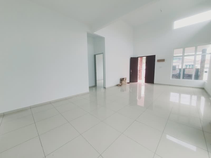 Bungalow for Sale in Taman Belimbing Setia (Durian Tunggal) - CHIN FN - Living Room - PropertyGuru.com.my
