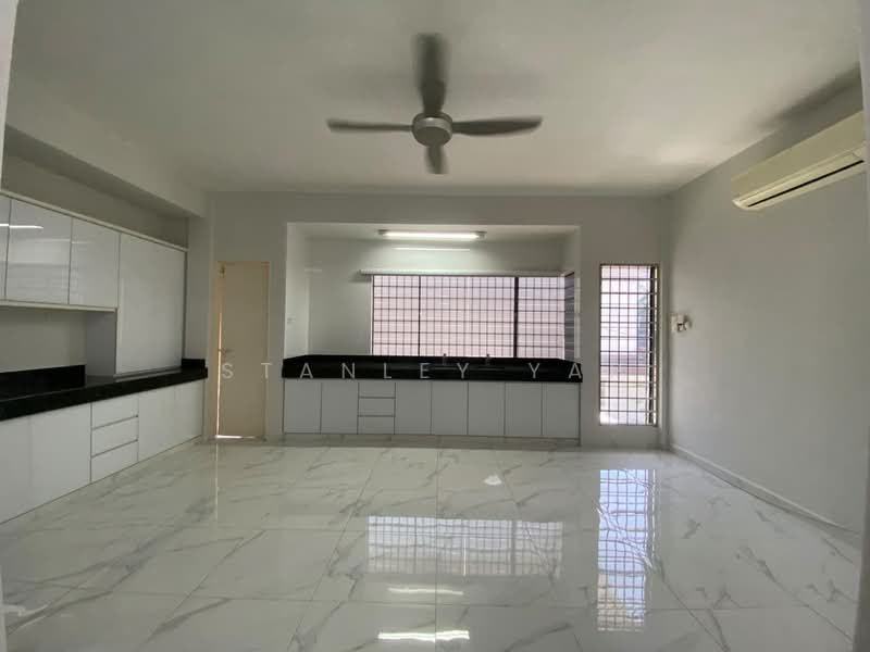 Rumah Banglo untuk Dijual di Taman Taynton View (Cheras) - Stanley Yap - Kitchen - PropertyGuru.com.my