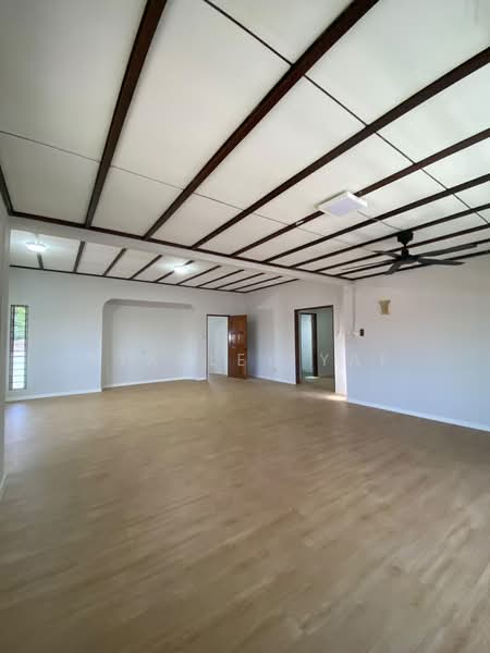 Rumah Banglo untuk Dijual di Taman Taynton View (Cheras) - Stanley Yap - Living Room - PropertyGuru.com.my