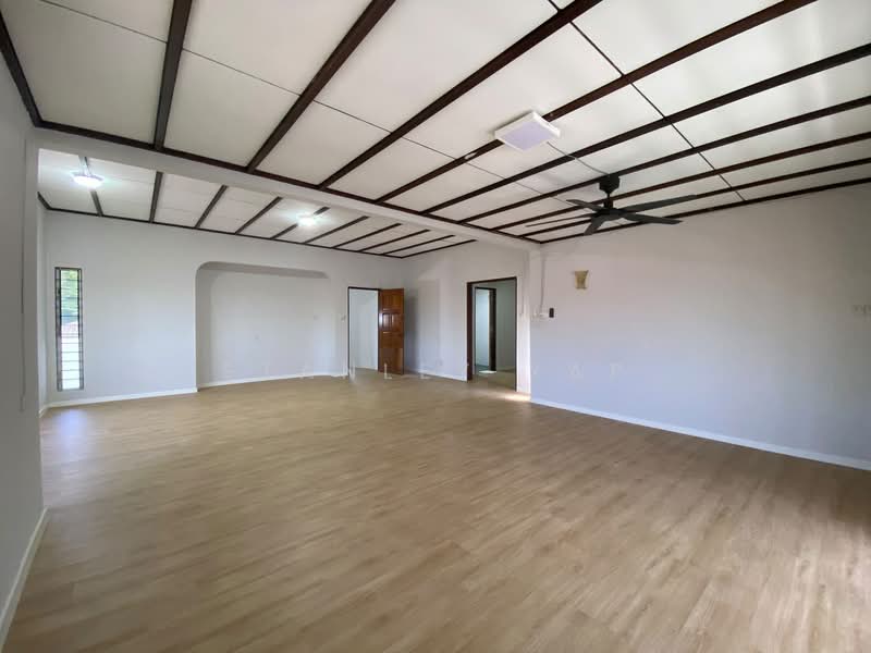 Rumah Banglo untuk Dijual di Taman Taynton View (Cheras) - Stanley Yap - Living Room - PropertyGuru.com.my