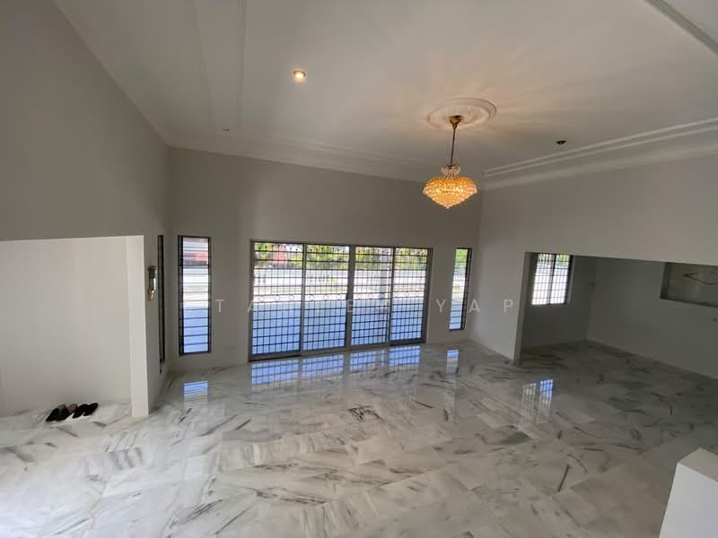 Rumah Banglo untuk Dijual di Taman Taynton View (Cheras) - Stanley Yap - Living Room - PropertyGuru.com.my