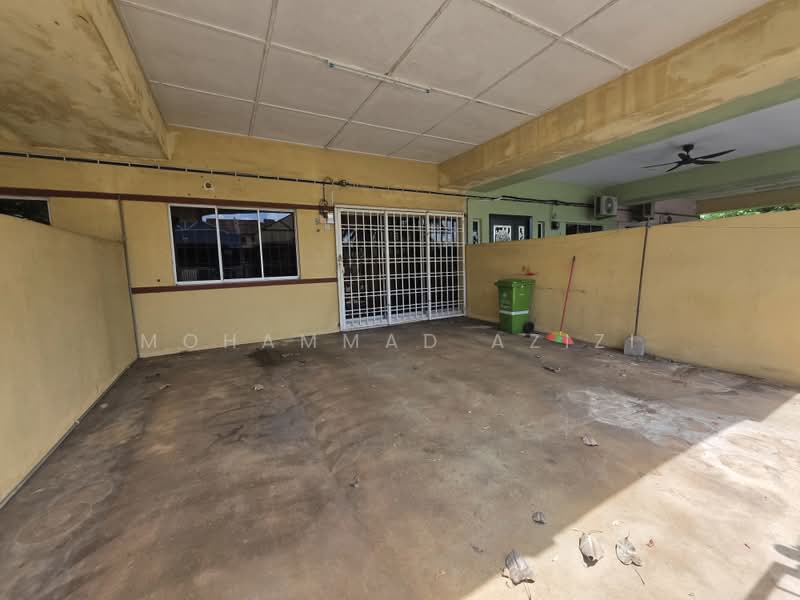 1-storey Terraced House for Sale in Bukit Beserah (Beserah) - Mohammad Azizi - PropertyGuru.com.my