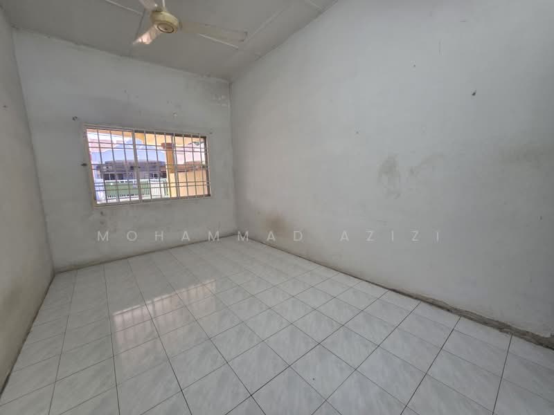 1-storey Terraced House for Sale in Bukit Beserah (Beserah) - Mohammad Azizi - PropertyGuru.com.my