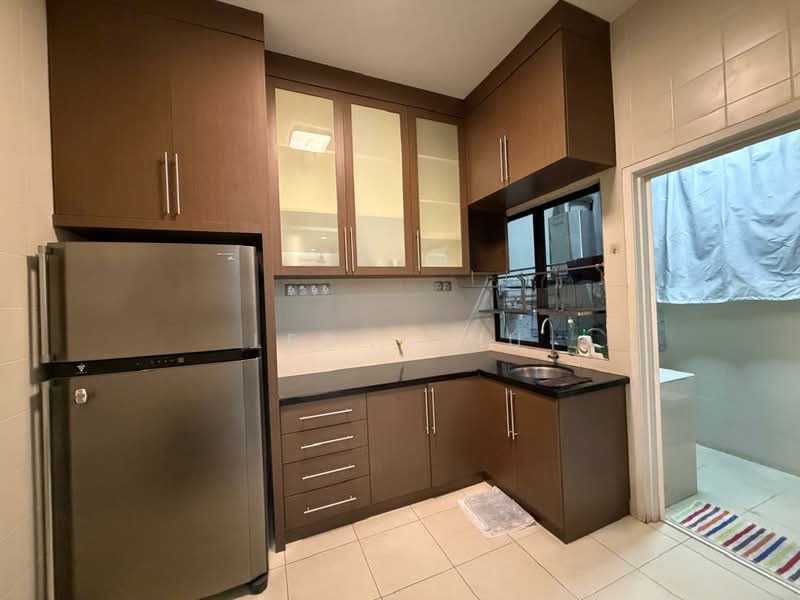 Servis Apartment untuk Dijual di Diamond Residences - Leon Chu - Kitchen - PropertyGuru.com.my