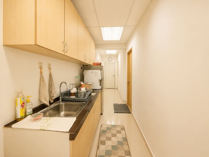 Shop / Office for Rent in PJU 8, Damansara Perdana (Petaling Jaya) - Alan Tai - Corridor - PropertyGuru.com.my