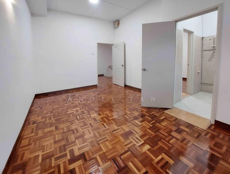 2.5-storey Terraced House for Sale in Bayan Hill Homes (Puchong) - Angel Tan - Interior - PropertyGuru.com.my