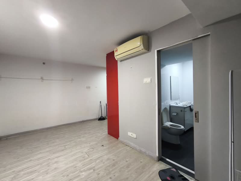 Condominium for Rent at SOHO @ Empire City - Alan Soong - Bathroom - PropertyGuru.com.my