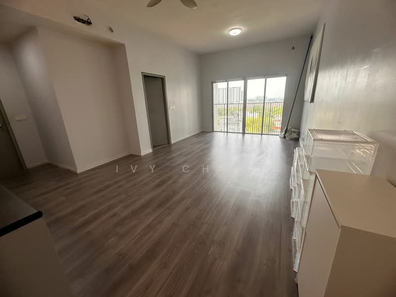 Kondominium untuk Dijual di The Wharf Residence - Ivy Chong - Living Room - PropertyGuru.com.my
