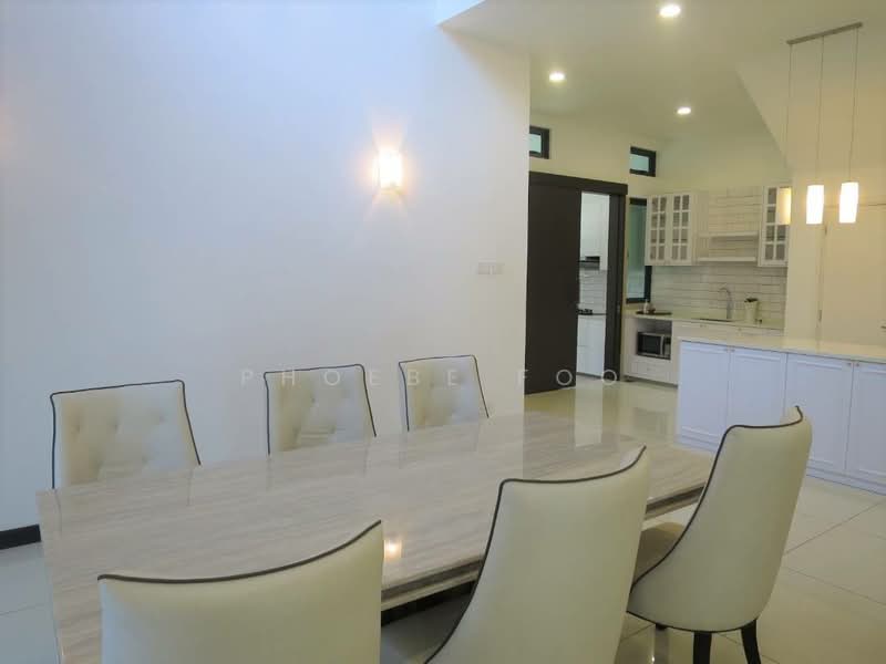 Semi-Detached House for Rent in Johor Bahru (Johor) - Phoebe Foo - Dining Room - PropertyGuru.com.my