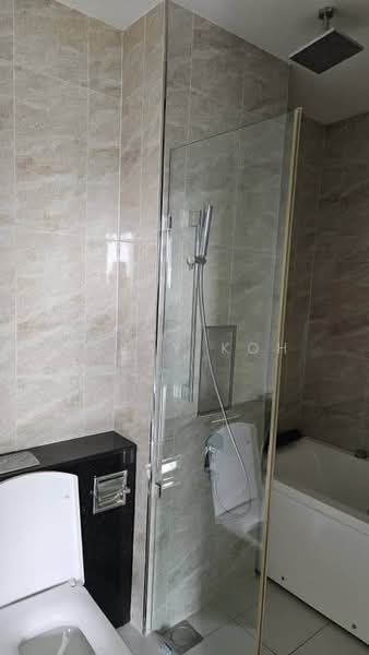 Service Residence for Rent at Paragon Suites @ CIQ - Jessy Koh - Bathroom - PropertyGuru.com.my