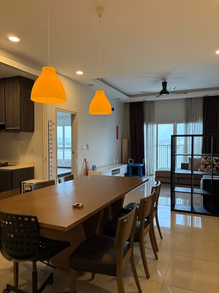 Kondominium untuk Dijual di The Wharf Residence - Ivy Chong - Living Room - PropertyGuru.com.my