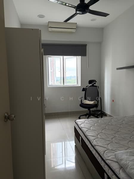 Kondominium untuk Dijual di The Wharf Residence - Ivy Chong - Bedroom - PropertyGuru.com.my