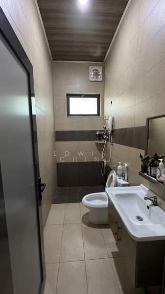 Bungalow for Sale in Taman Pancur Mutiara (Nibong Tebal) - Edwin Chin - Bathroom - PropertyGuru.com.my