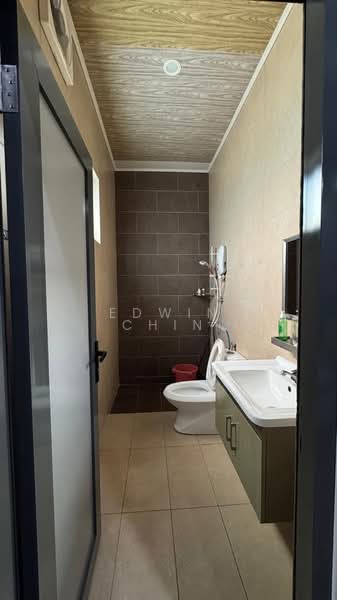Bungalow for Sale in Taman Pancur Mutiara (Nibong Tebal) - Edwin Chin - Bathroom - PropertyGuru.com.my