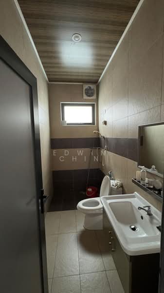 Bungalow for Sale in Taman Pancur Mutiara (Nibong Tebal) - Edwin Chin - Bathroom - PropertyGuru.com.my