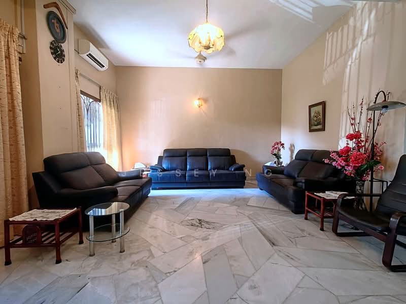 2-storey Terraced House for Sale in Taman Rapat Indah (Ipoh) - Jessey Ng - Living Room - PropertyGuru.com.my