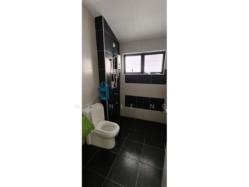 Rumah Teres 2 Tingkat untuk Disewa di Johor Bahru (Johor) - Winnie Ng - Bathroom - PropertyGuru.com.my
