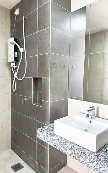 Service Residence for Rent at Luminari - Jie Ying - Bathroom - PropertyGuru.com.my