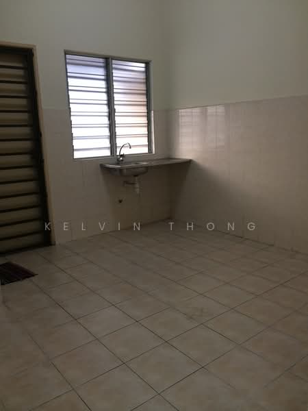 Rumah Teres 2 Tingkat untuk Disewa di Ijok (Selangor) - Kelvin Thong - Kitchen - PropertyGuru.com.my