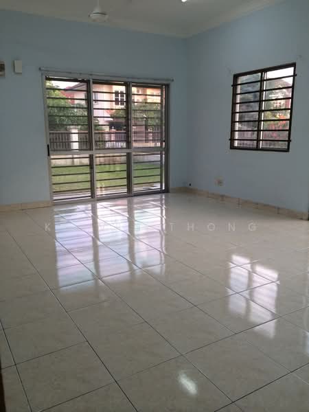 Rumah Teres 2 Tingkat untuk Disewa di Ijok (Selangor) - Kelvin Thong - Living Room - PropertyGuru.com.my
