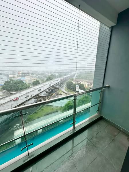 Servis Apartment untuk Disewa di East Parc @ Manjalara - Rex Tan - Balcony - PropertyGuru.com.my