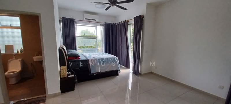 Rumah Teres 2 Tingkat untuk Disewa di Bandar Rimbayu (Telok Panglima Garang) - Venus Sim - Bedroom - PropertyGuru.com.my