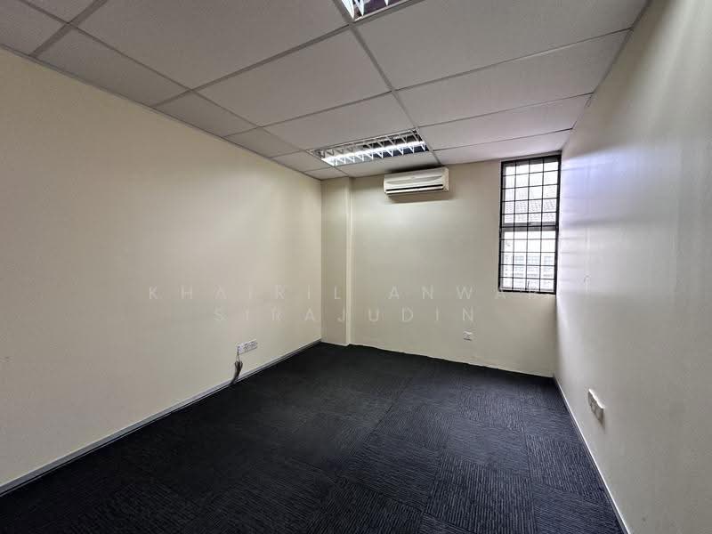 Shop / Office untuk Disewa di Bukit Jelutong (Shah Alam) - Khairil Anwar Sirajudin - Interior - PropertyGuru.com.my