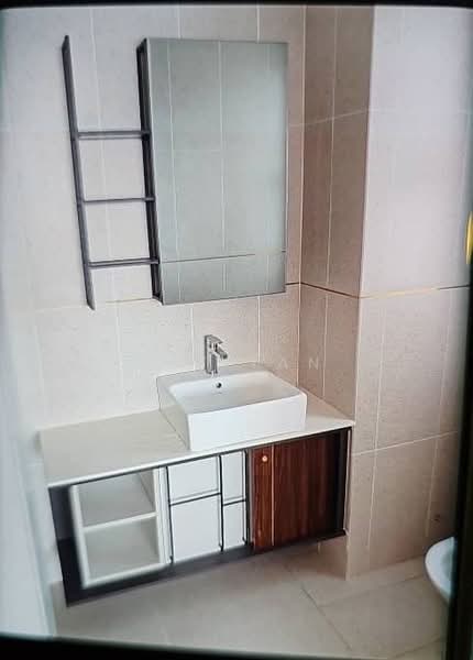 Servis Apartment untuk Disewa di Millerz Square Serviced Residence - Rex Tan - Bathroom - PropertyGuru.com.my