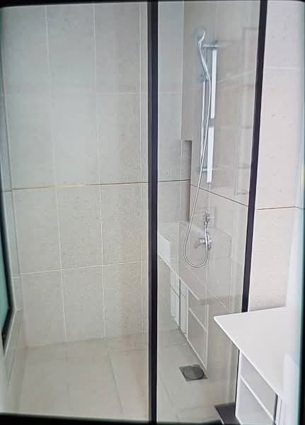 Servis Apartment untuk Disewa di Millerz Square Serviced Residence - Rex Tan - Bathroom - PropertyGuru.com.my