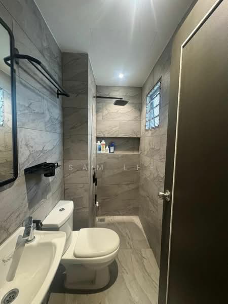Pangsapuri untuk Disewa di Residensi Hijauan Lumayan - Sam Lee - Bathroom - PropertyGuru.com.my