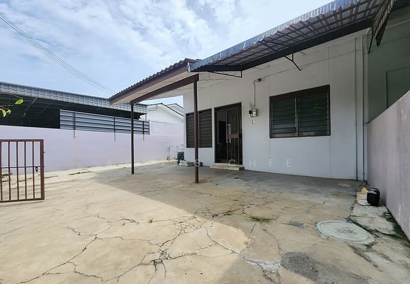 Rumah Teres 1 Tingkat untuk Dijual di Menglembu (Perak) - Alexis Chee - Exterior - PropertyGuru.com.my